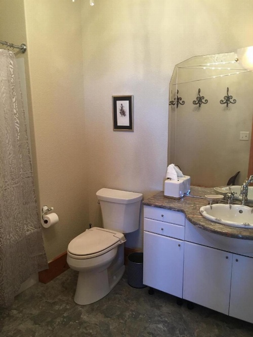 Attwood House Bed and Breakfast near Manhattan, KS image 36